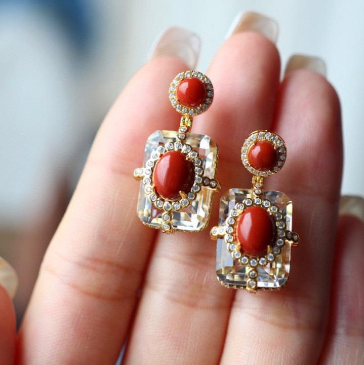 Autumn Winter Flame Crystal - Red Agate & White Crystal Gold-Plated Earrings - LOVELY ROBIN