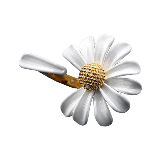 Daisy Enamel Flower Ring - LOVELY ROBIN