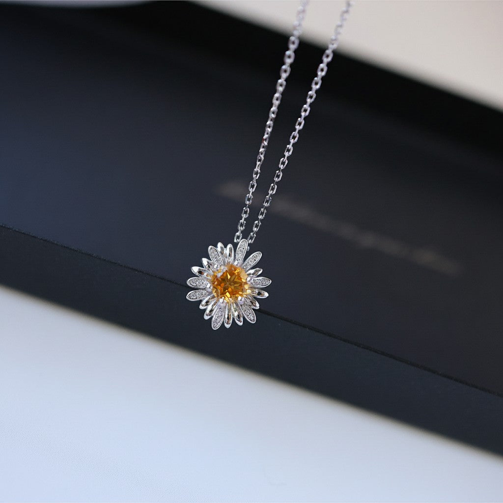 Daisy Citrine Pendant Necklace in 925 Sterling Silver – Handcrafted Brazilian Yellow Quartz Birthstone Jewelry