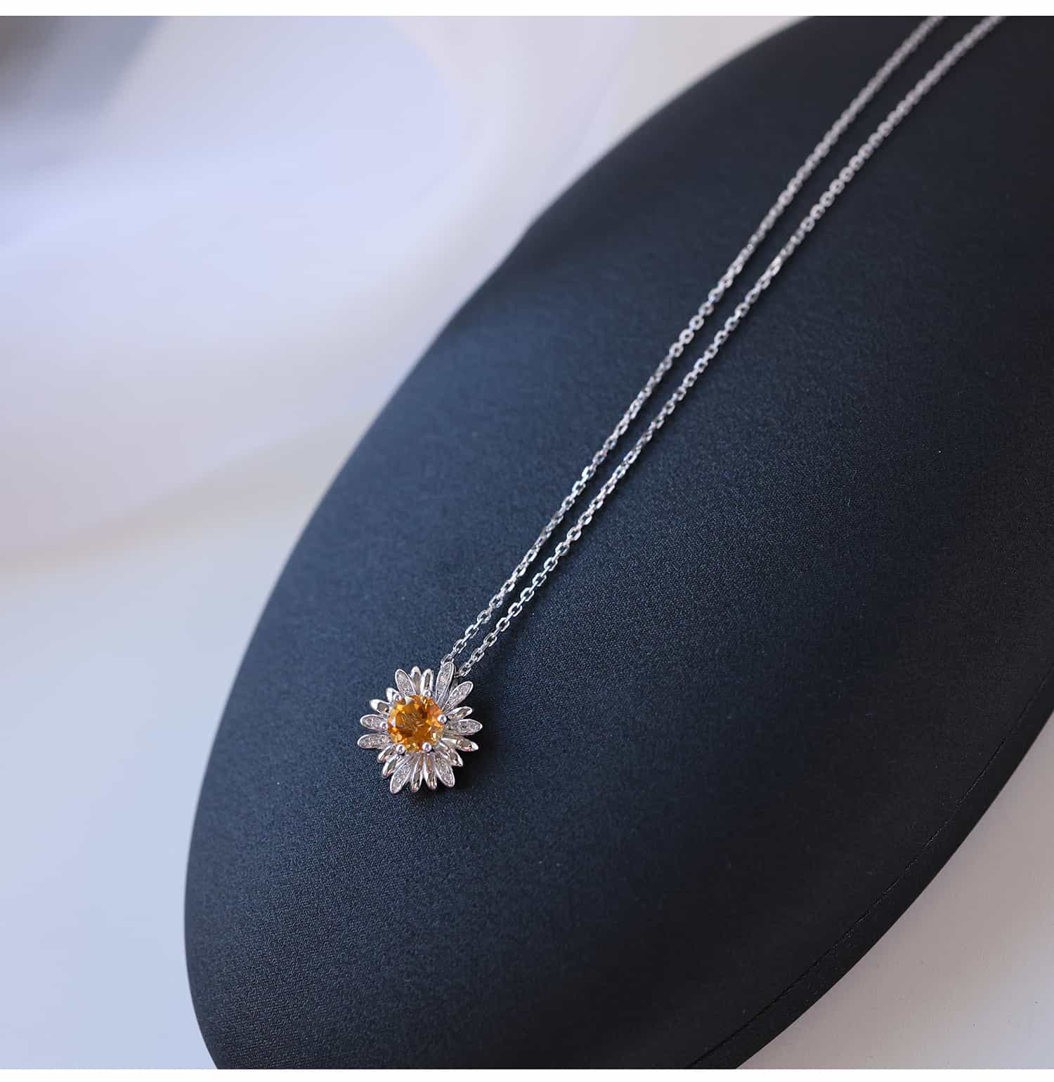 Daisy Citrine Pendant Necklace in 925 Sterling Silver – Handcrafted Brazilian Yellow Quartz Birthstone Jewelry