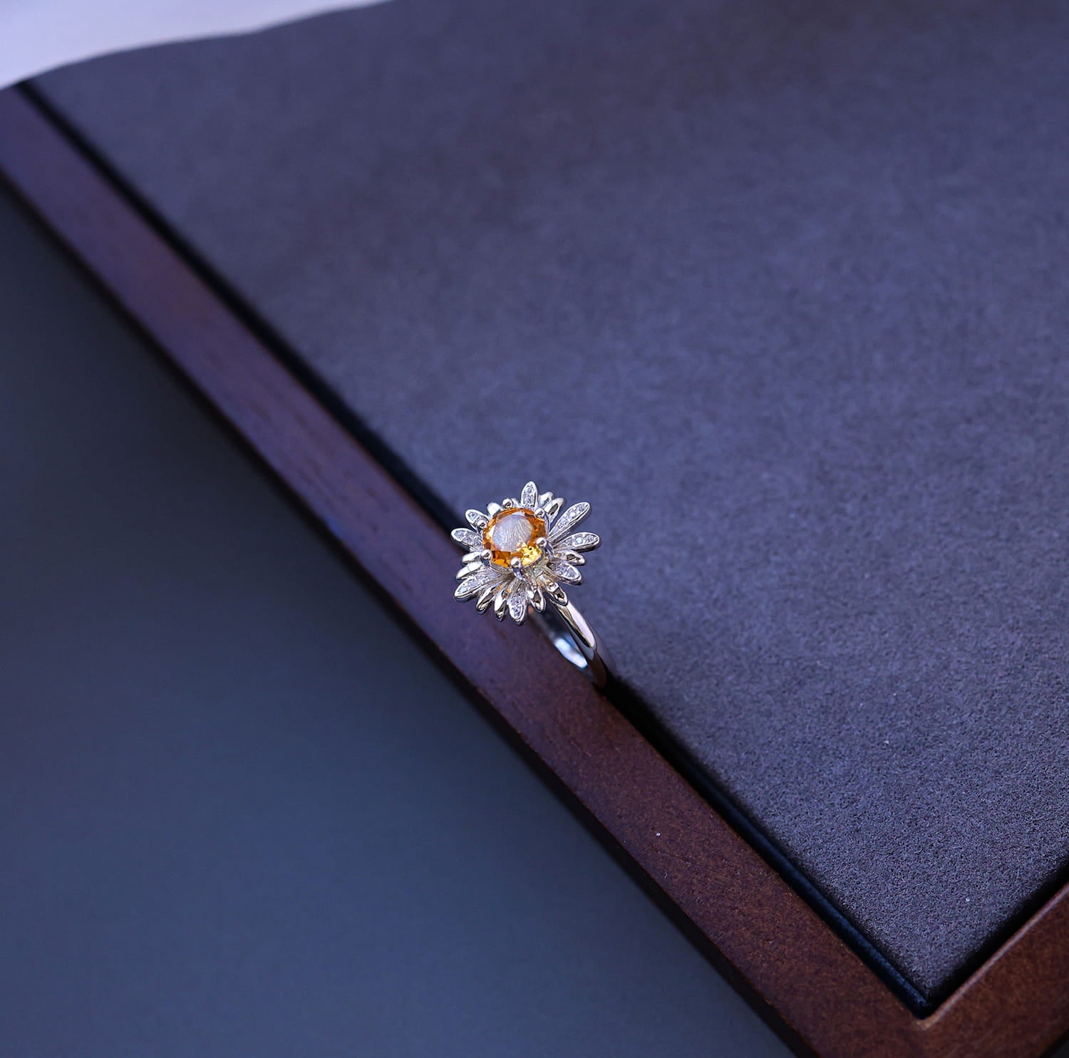 Daisy Flower Citrine Open Ring in 925 Sterling Silver – Handcrafted Brazilian Yellow Quartz Jewelry