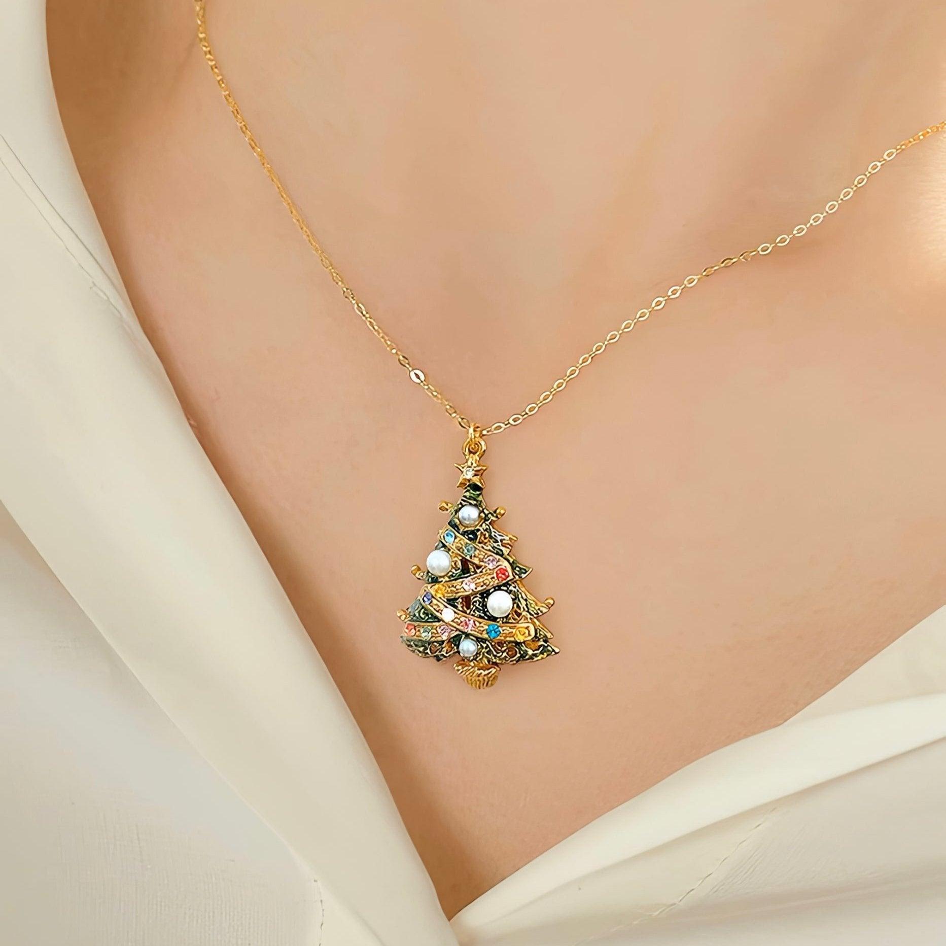 Festive Christmas Tree Pendant Necklace - LOVELY ROBIN
