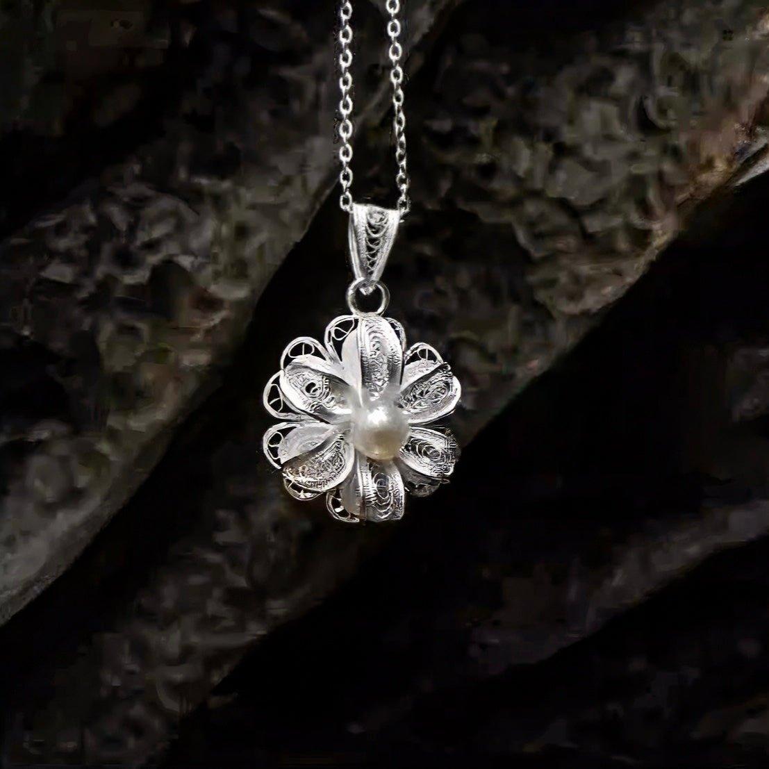 Classic Silver Filigree Pearl Pendant - LOVELY ROBIN