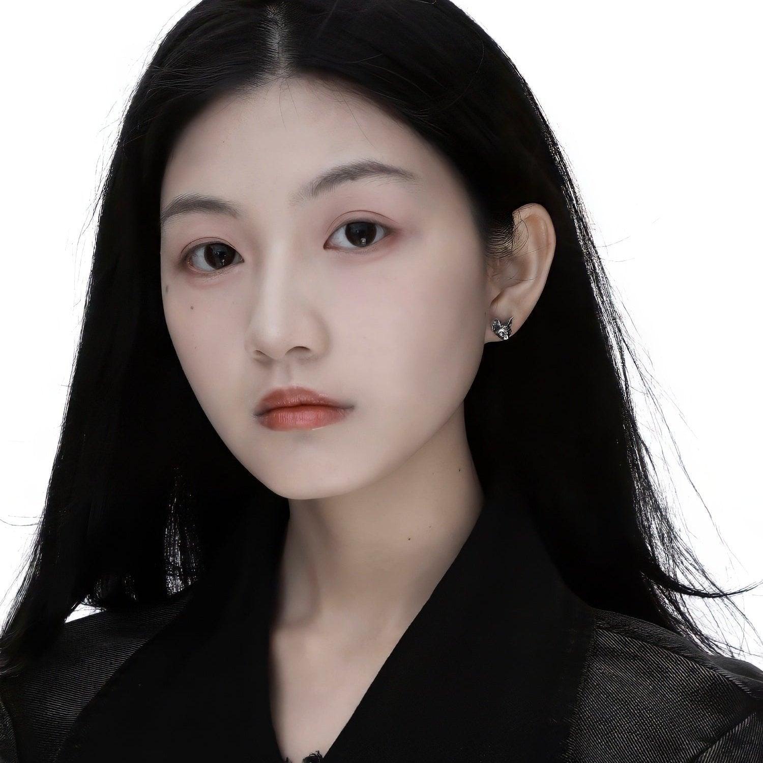 Vintage Silver Gothic Cat Stud Earrings - LOVELY ROBIN