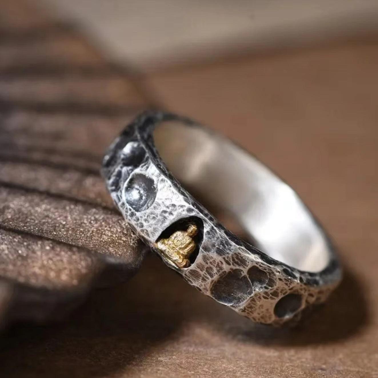 Handmade Vintage Grotto Design Ring - LOVELY ROBIN