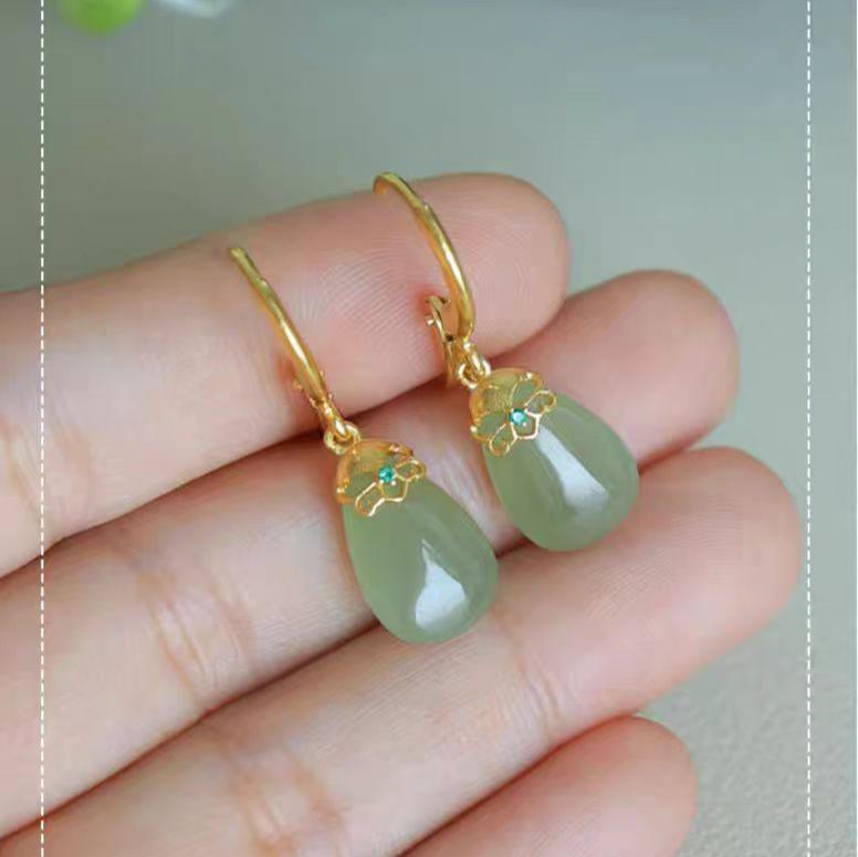 Radiance of Jade - Hetian Jade Earrings - LOVELY ROBIN