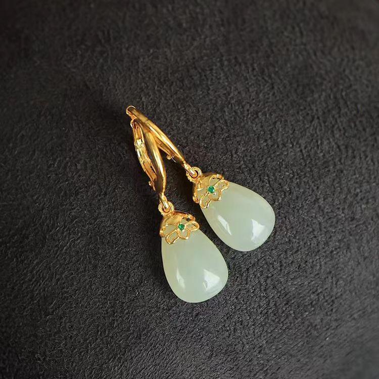 Radiance of Jade - Hetian Jade Earrings - LOVELY ROBIN