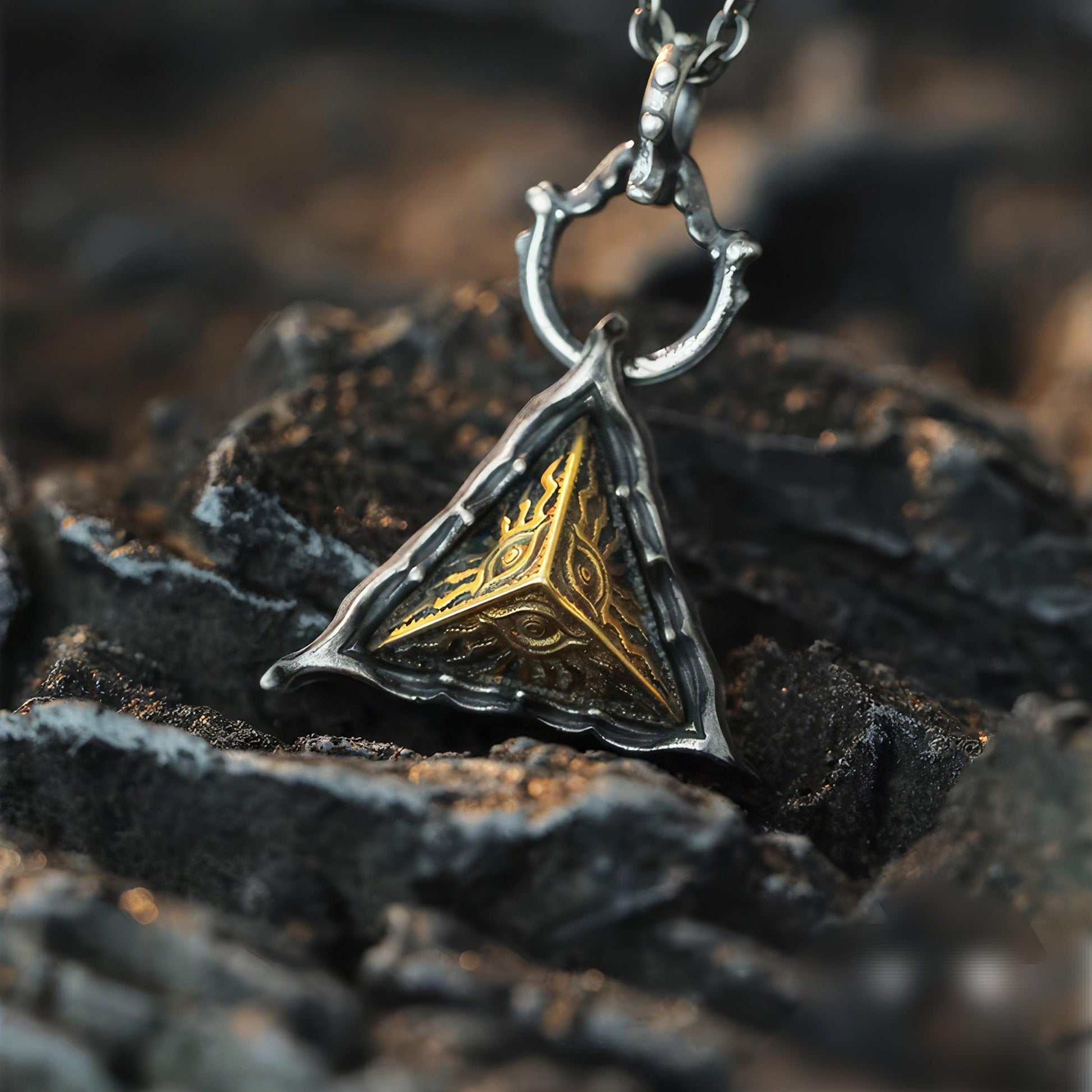 Horus Shield Necklace - LOVELY ROBIN