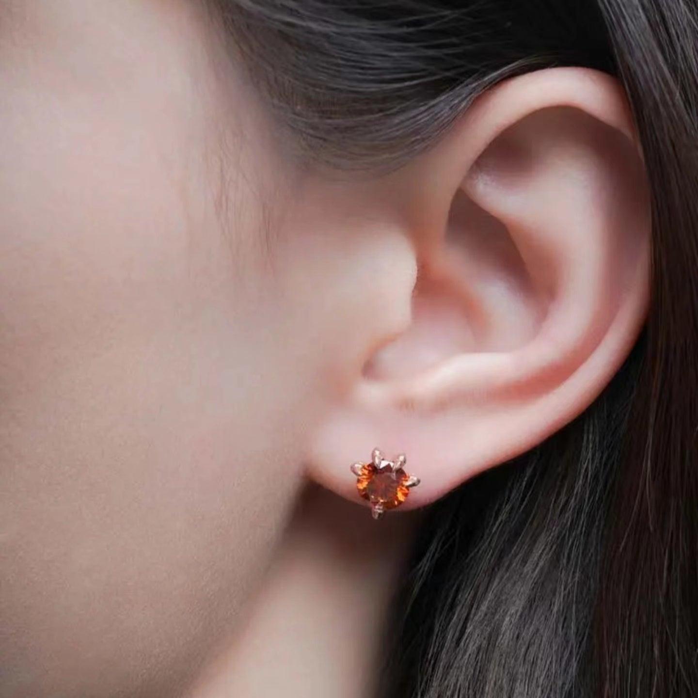 Macaroon Color Moissanite Dragon Claw Stud Earrings - LOVELY ROBIN