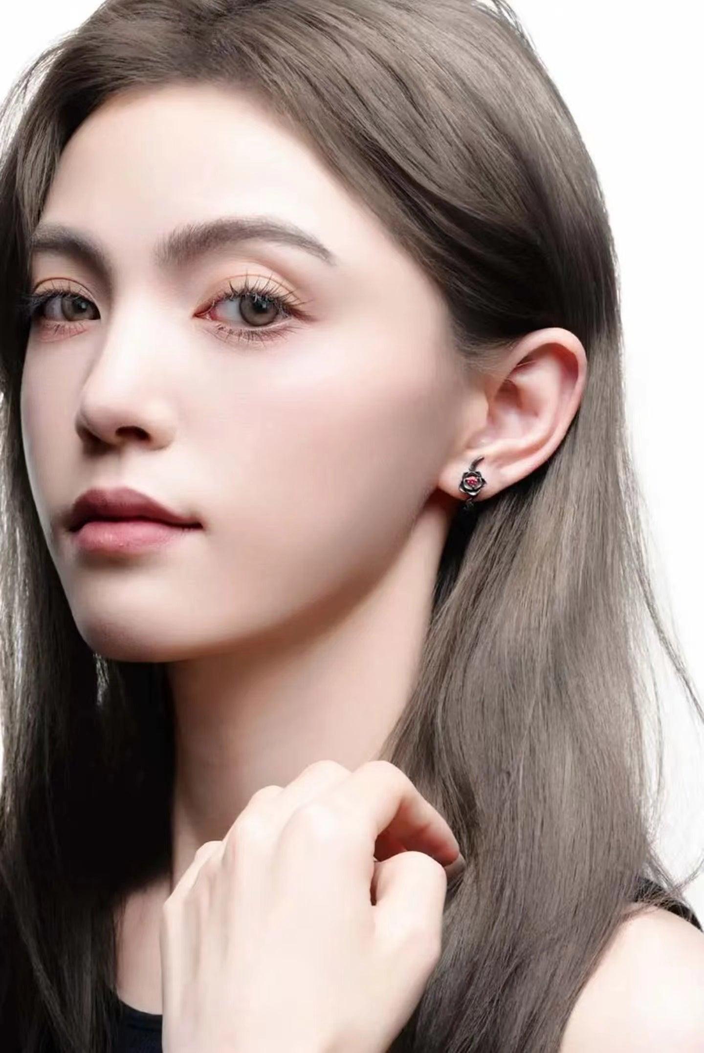 Moissanite Thorn Rose Non-Pierced Ear Cuff - LOVELY ROBIN