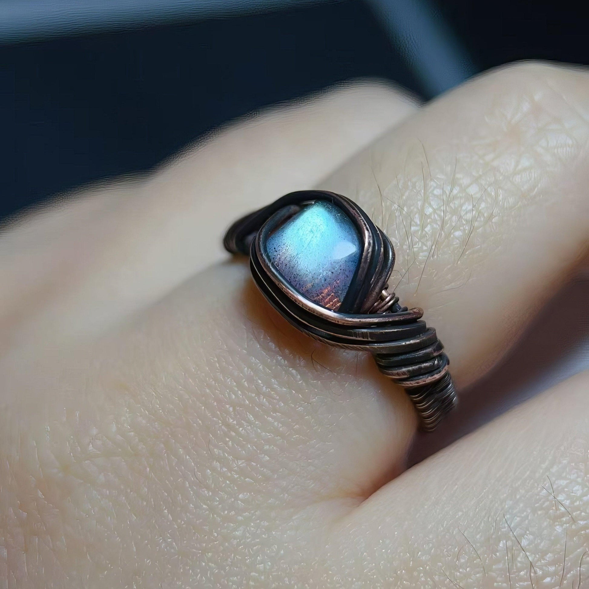 Radiant Light Labradorite Handmade Ring - LOVELY ROBIN