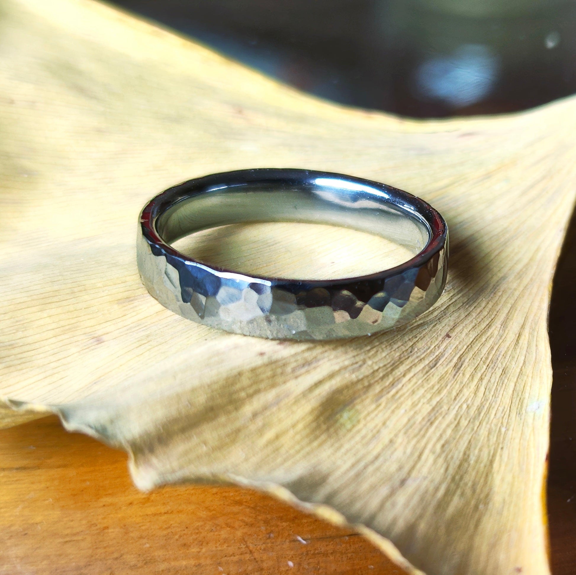 Glimpse Eternity Pure Tantalum Hammered Mirror Ring - LOVELY ROBIN