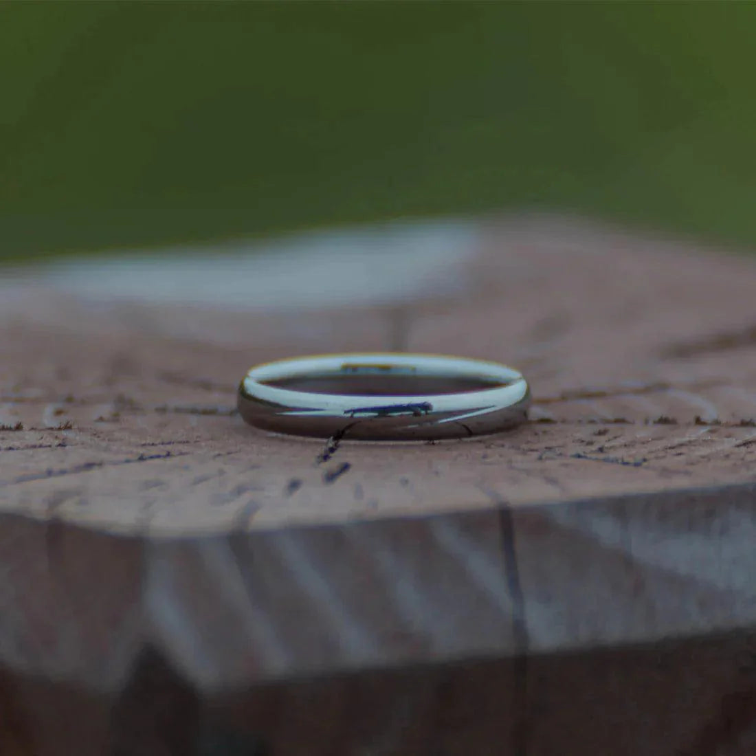 No.73 Niche Pattern Pure Tantalum Ring: A Blend of Timeless Durability and Unique Aesthetic