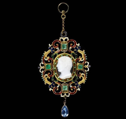 The Art and Value of Jewelry Collecting: A Guide for Enthusiasts