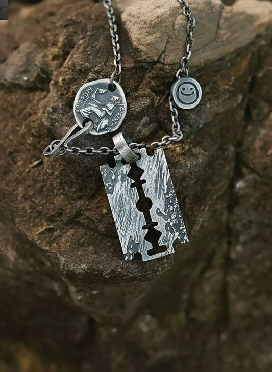 S999-Sterling-Silver-Blade-Pendant-Necklace-for-Men_1