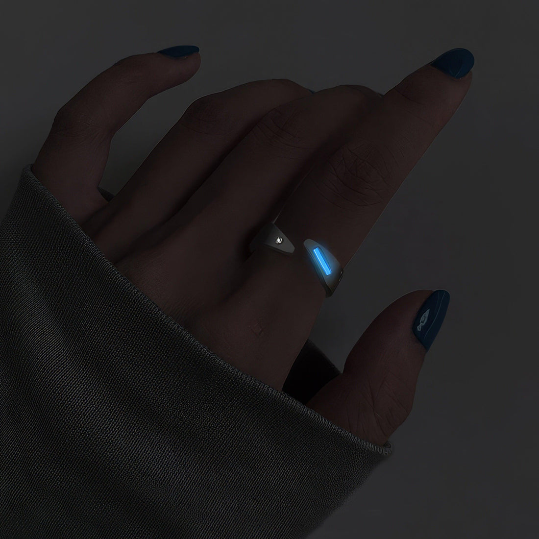 Tritium Self-Luminous Lotus Healing Ring – A Symbol of Healing and Light