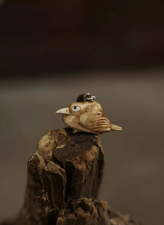 Vintage-Deer-Antler-Bird-Pendant-Necklace_1