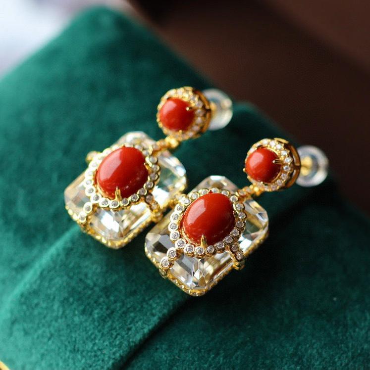 Autumn Winter Flame Crystal - Red Agate & White Crystal Gold-Plated Earrings - LOVELY ROBIN