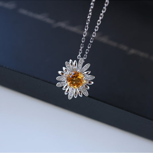 Daisy Citrine Pendant Necklace in 925 Sterling Silver – Handcrafted Brazilian Yellow Quartz Birthstone Jewelry