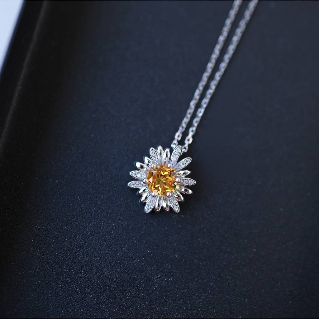 Daisy Citrine Pendant Necklace in 925 Sterling Silver – Handcrafted Brazilian Yellow Quartz Birthstone Jewelry