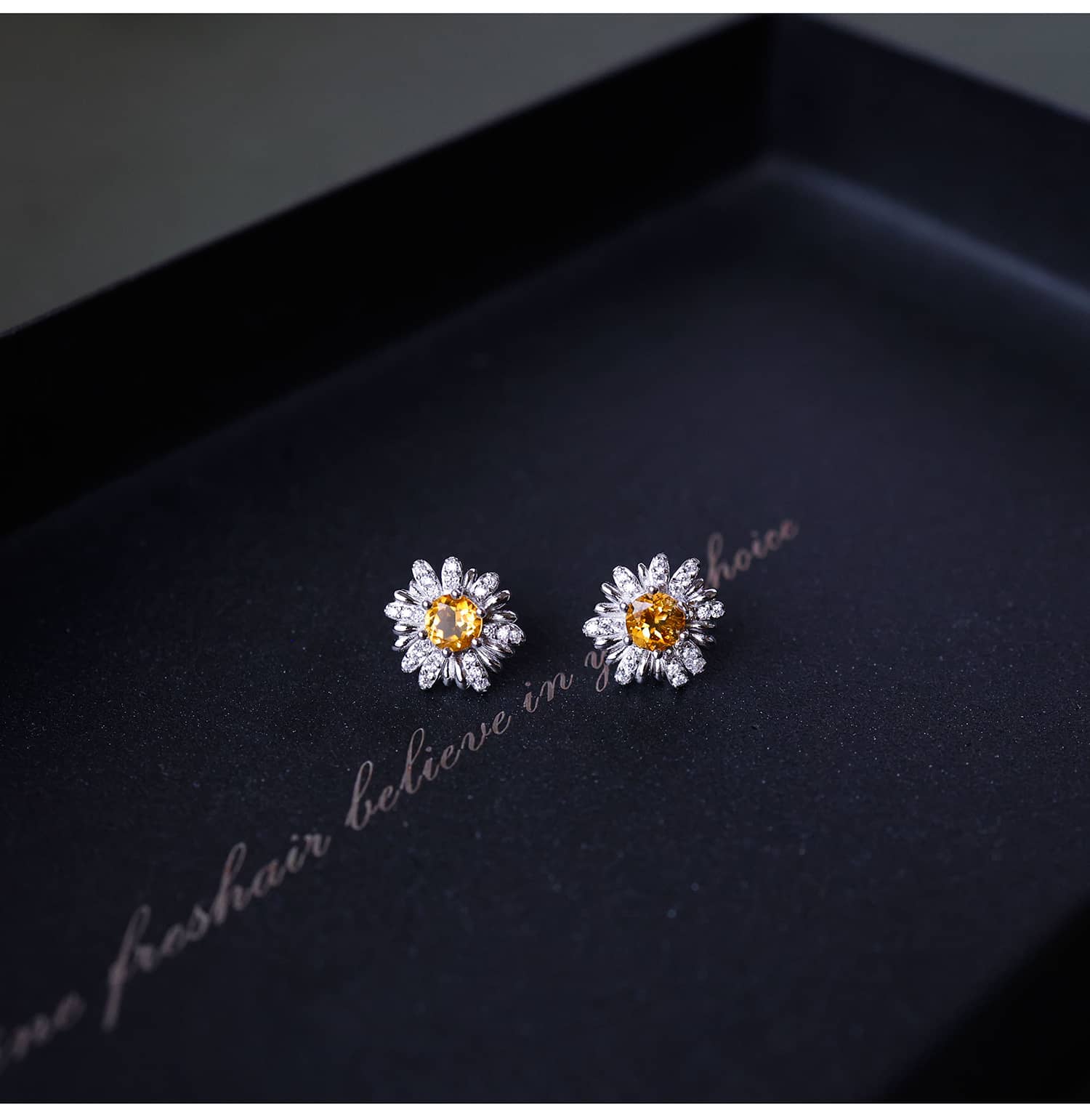 Daisy Citrine Stud Earrings in 925 Sterling Silver – Handcrafted Yellow Quartz November Birthstone Jewelry