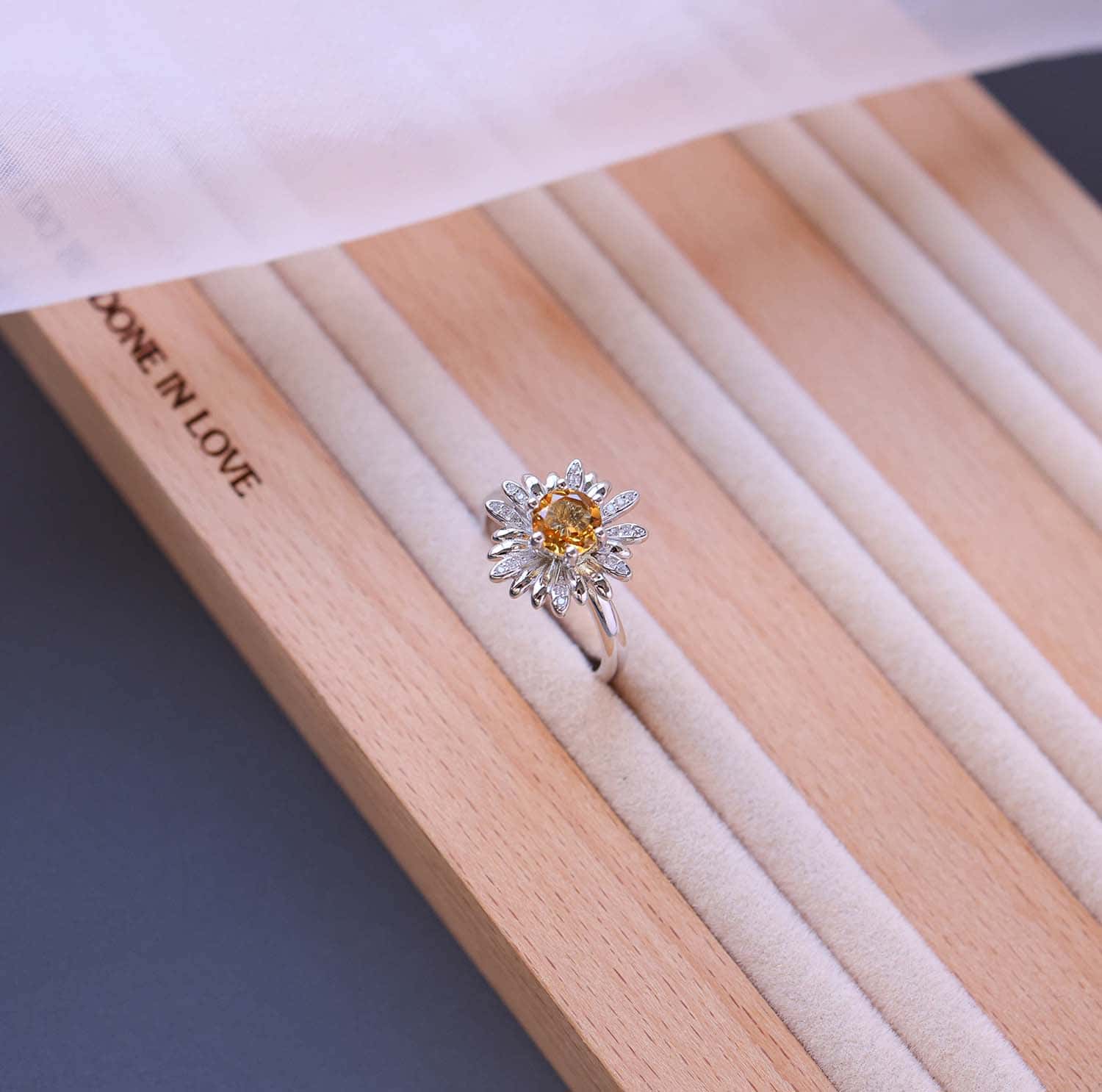 Daisy Flower Citrine Open Ring in 925 Sterling Silver – Handcrafted Brazilian Yellow Quartz Jewelry