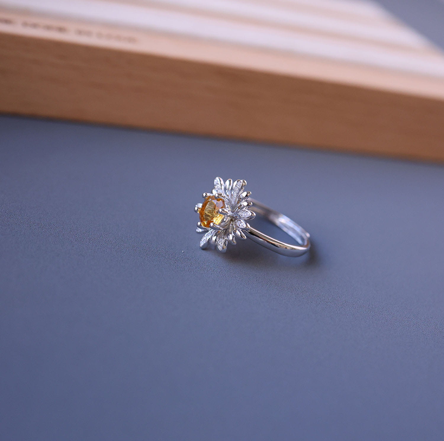 Daisy Flower Citrine Open Ring in 925 Sterling Silver – Handcrafted Brazilian Yellow Quartz Jewelry