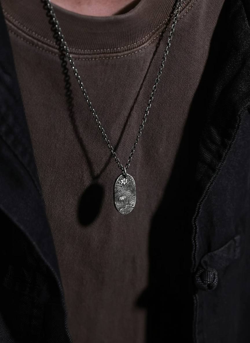 Firework-Pendant-Necklace-in-Solid-Silver_26