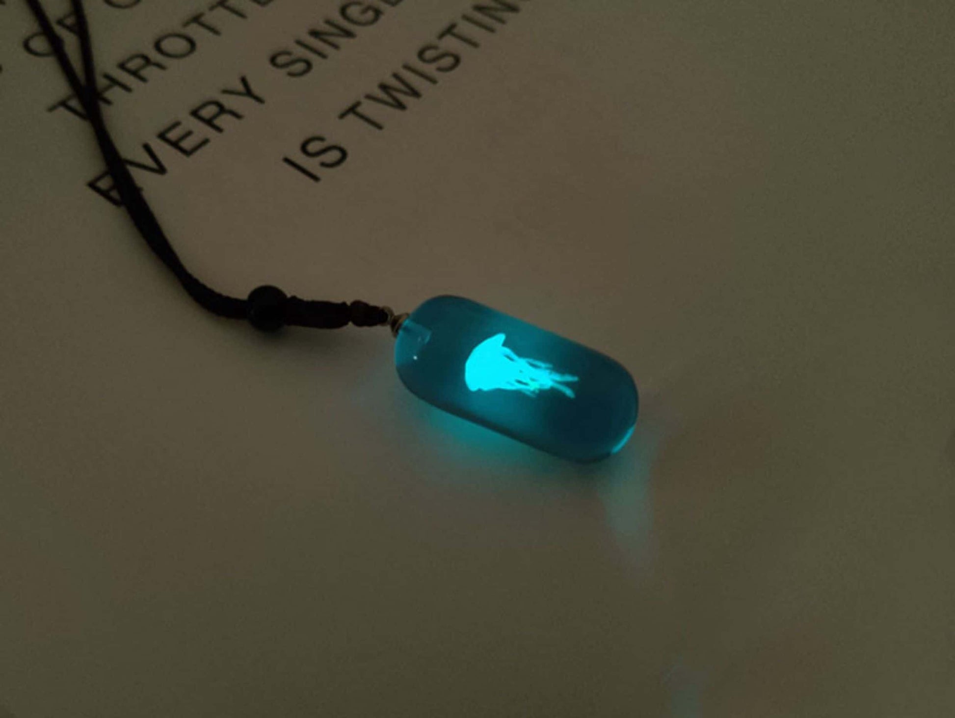 Handcrafted Jellyfish Pendant Necklace – Glow in the Dark Ocean-Inspired Resin Jewelry