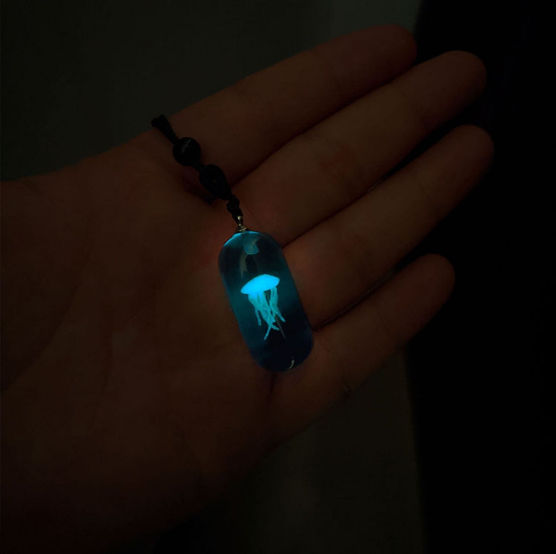 Handcrafted Jellyfish Pendant Necklace – Glow in the Dark Ocean-Inspired Resin Jewelry