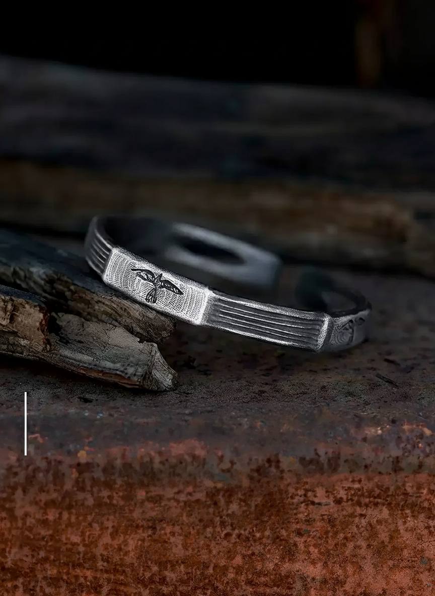 Raven-Open-Cuff-Bracelet-in-999-Fine-Silver_1