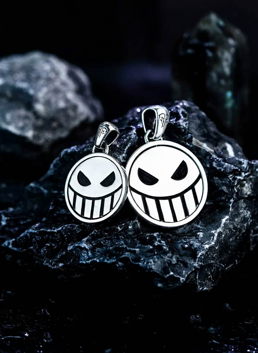 Sterling-Silver-Double-Sided-Rotating-Face-Pendant-Necklace-Ace-Inspired_16