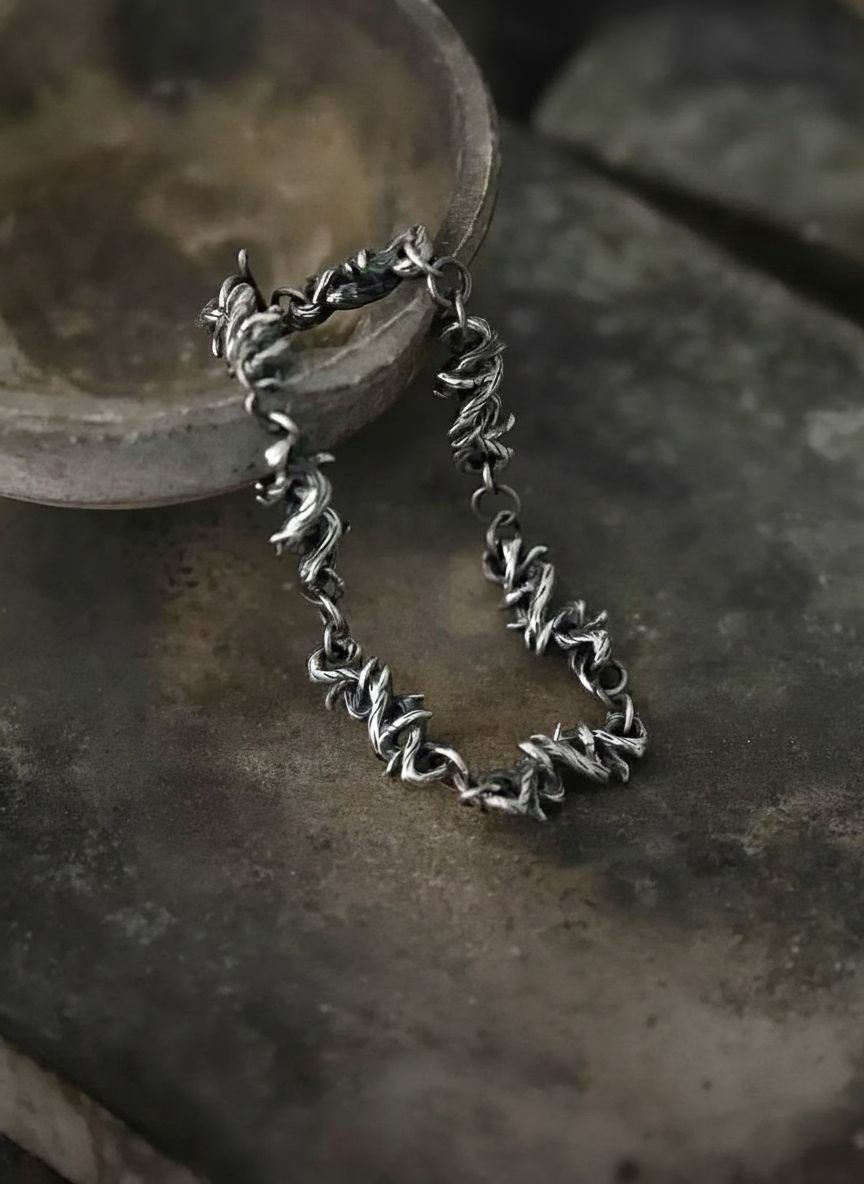 Thorn-Design-Sterling-Silver-Bracelet_12