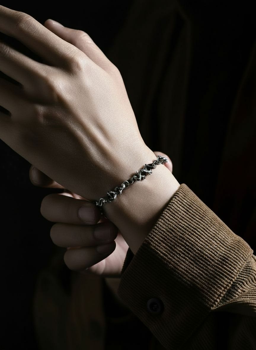 Thorn-Design-Sterling-Silver-Bracelet_19