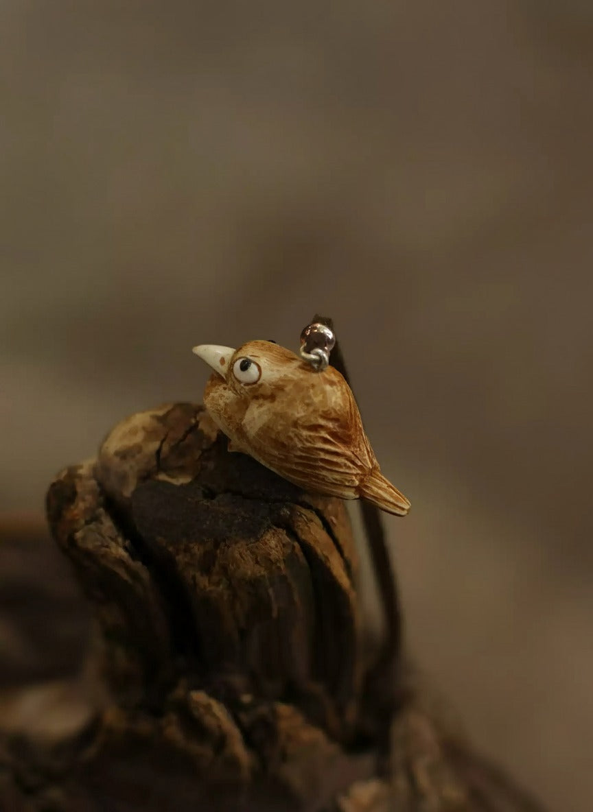 Vintage-Deer-Antler-Bird-Pendant-Necklace_2
